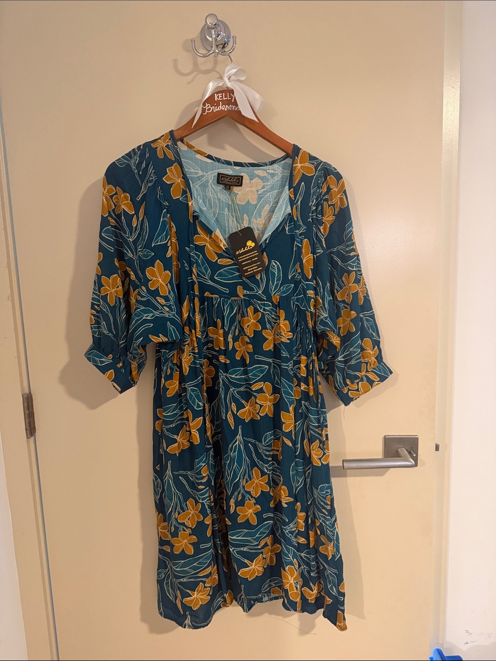 Kahulalea Teal Floral V-Neck Women’s Dress